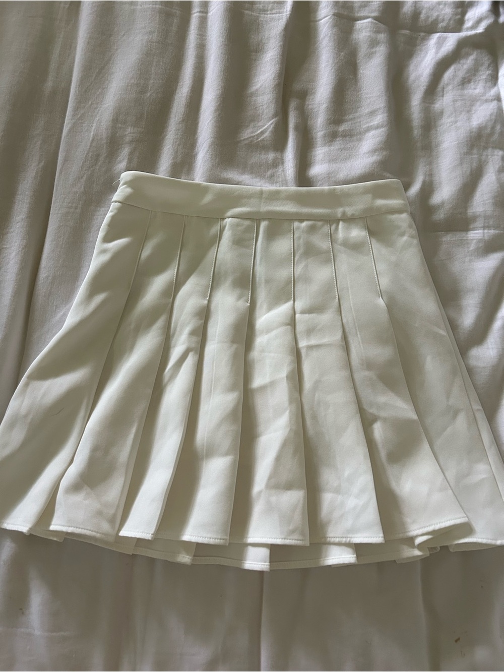 SHEIN White Pleated Mini Skirt